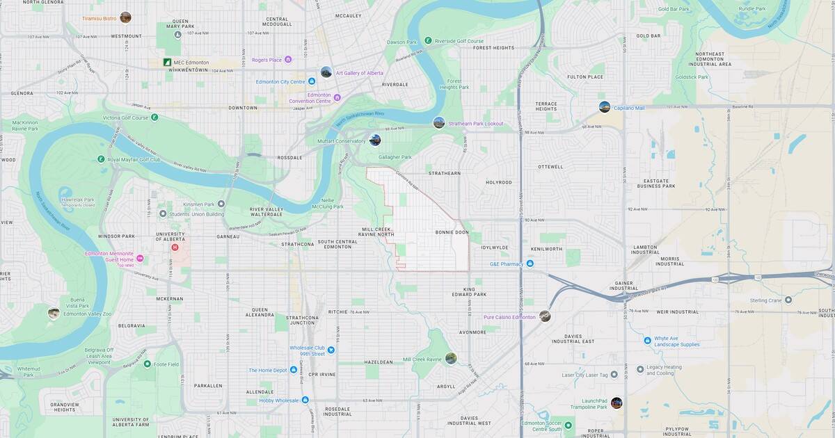 Detailed map of Edmonton River Valley with parks, bridges, and landmarks.