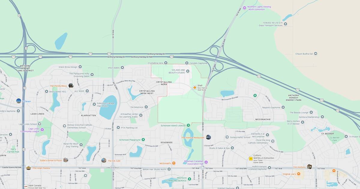 Map of Lakeview neighborhood in Chicago showing streets, parks, and landmarks.